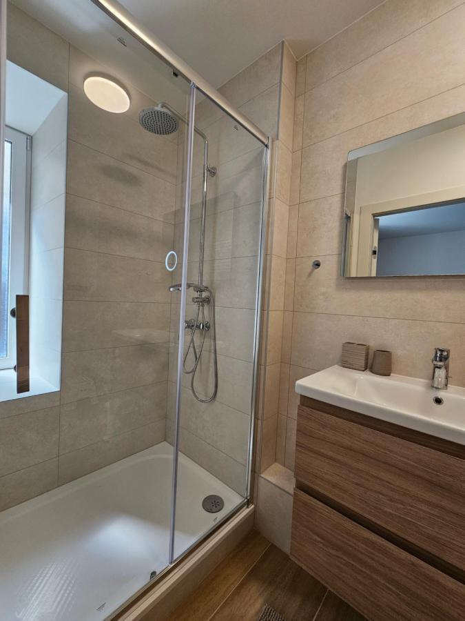 Golden Sun Apartment Загреб Екстериор снимка