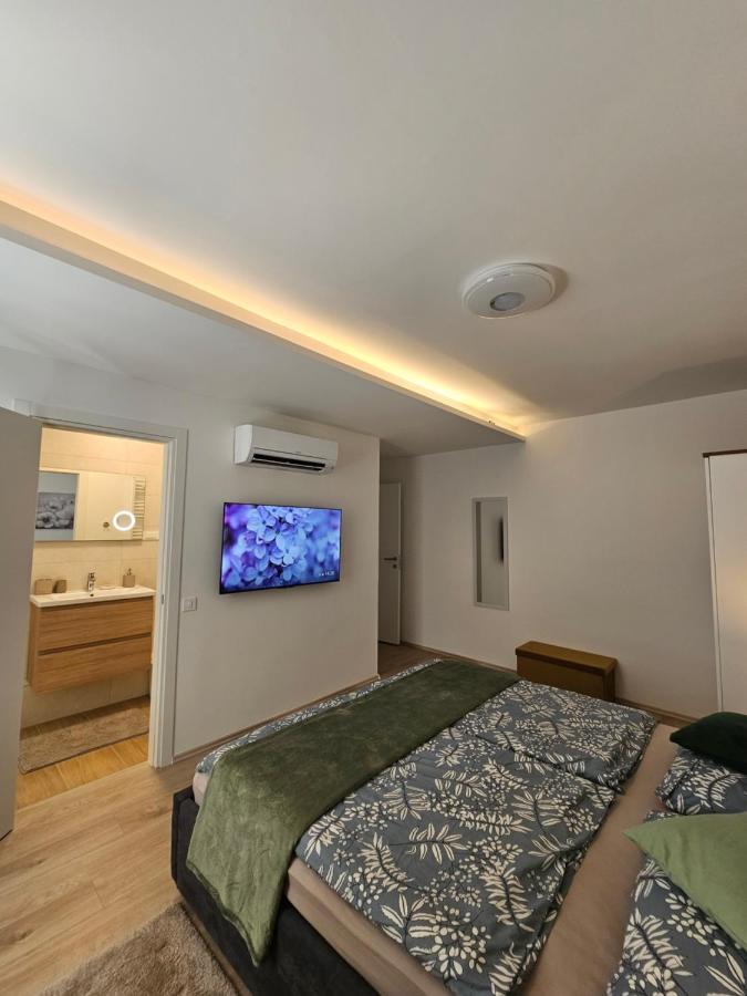 Golden Sun Apartment Загреб Екстериор снимка